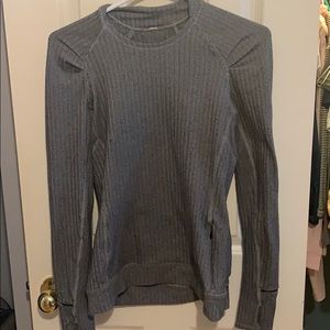 Size 4 lululemon long sleeve shirt
